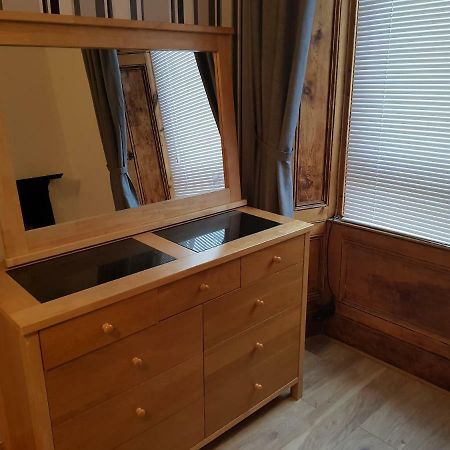 Rozina Apartment 佩斯利 外观 照片