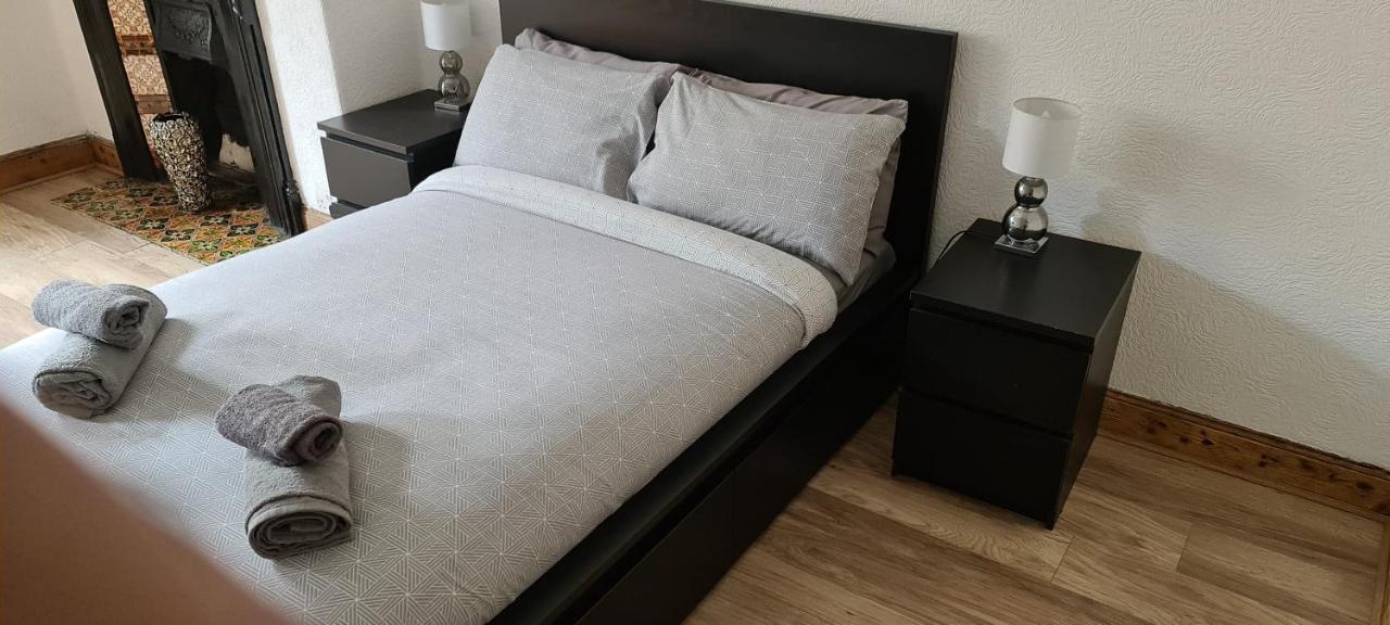 Rozina Apartment 佩斯利 外观 照片