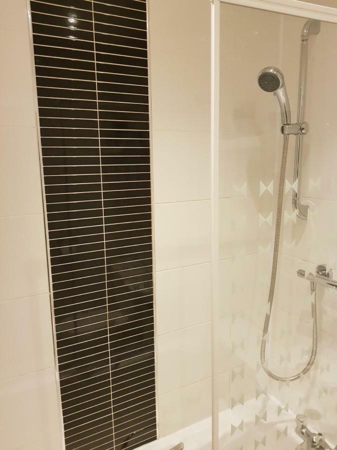Rozina Apartment 佩斯利 外观 照片