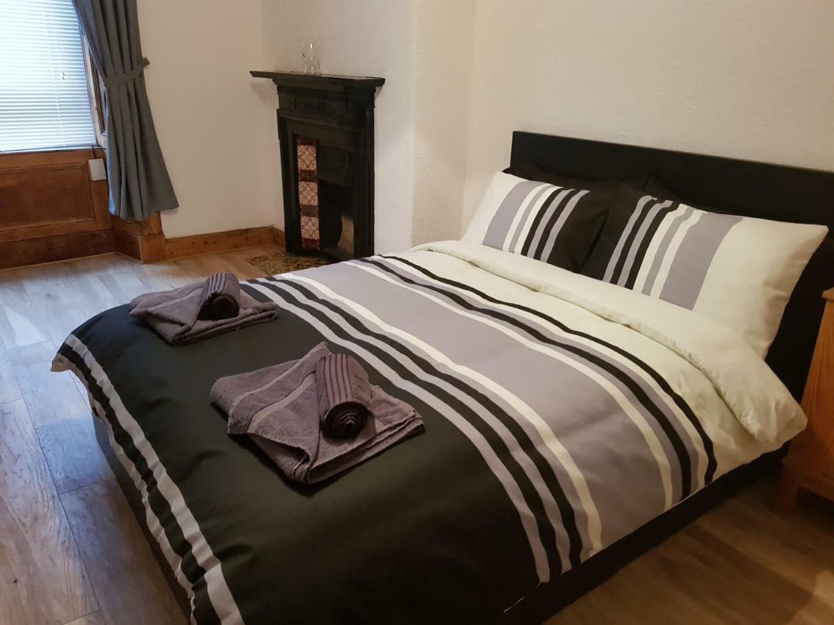 Rozina Apartment 佩斯利 外观 照片