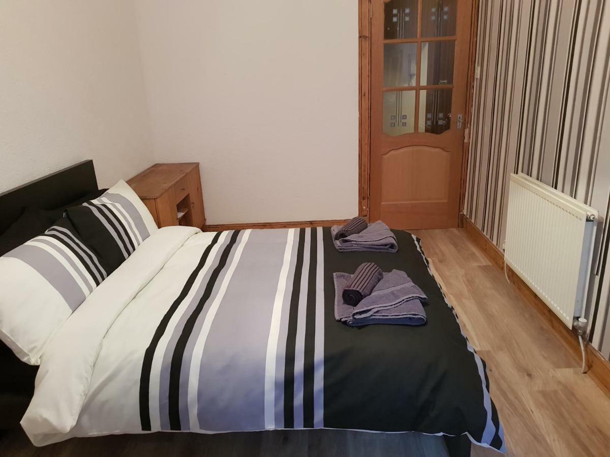 Rozina Apartment 佩斯利 外观 照片